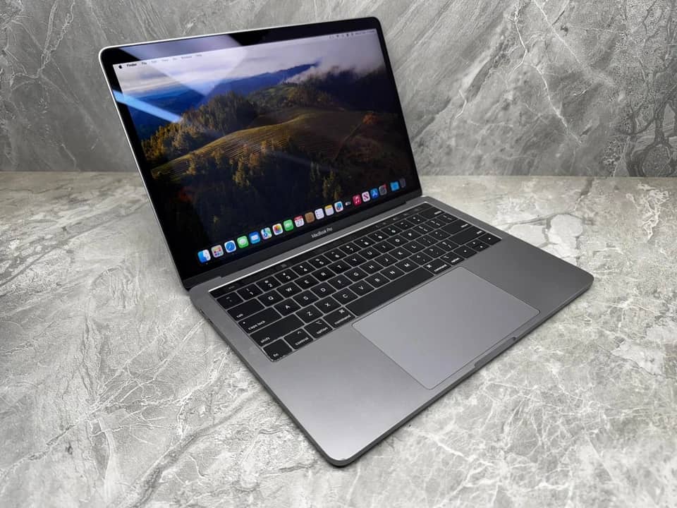 Apple MacBook Pro (2019) Computers