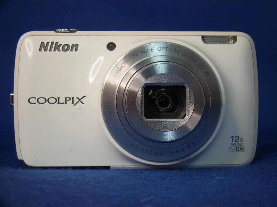 Nikon COOLPIX S810c Digital Cameras White New Body Only