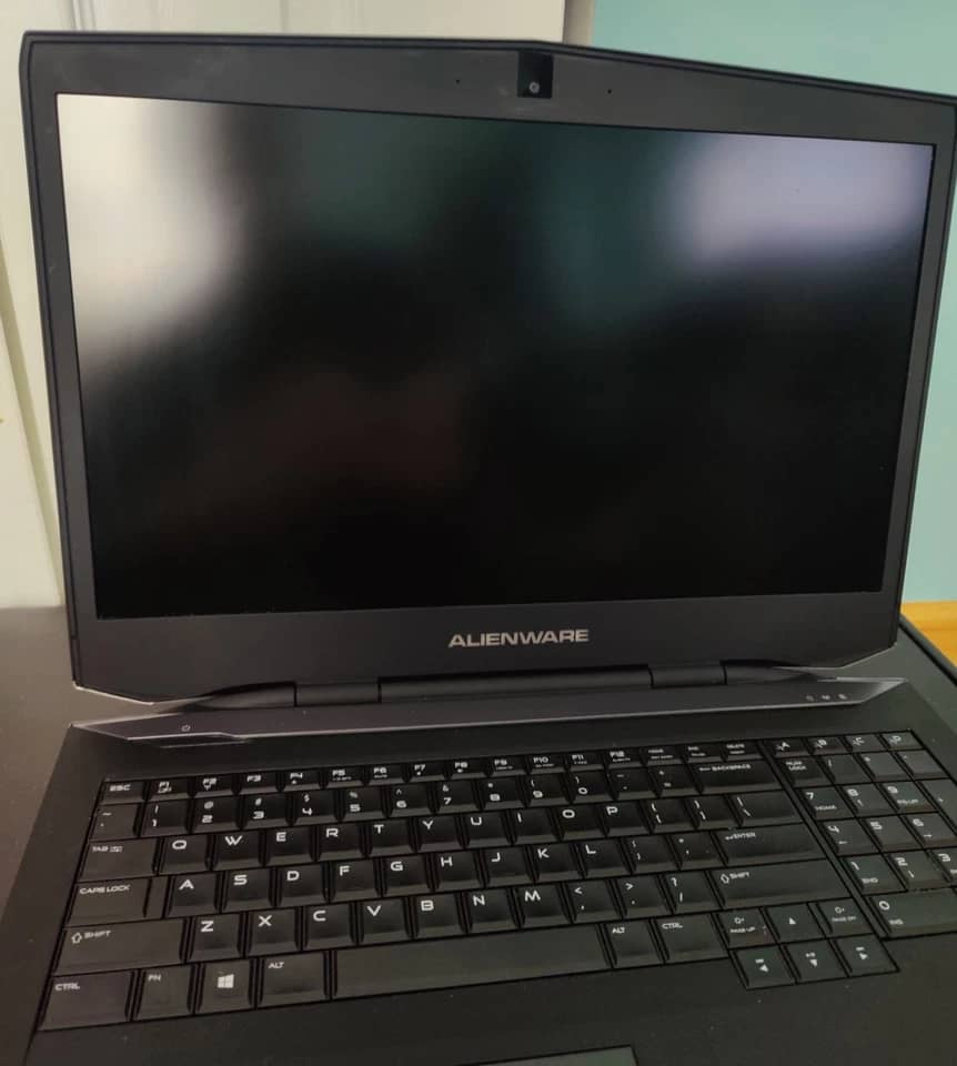 Dell Alienware 17 Computers