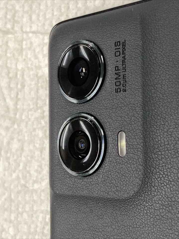 Motorola Moto Edge 2024 Cell Phones