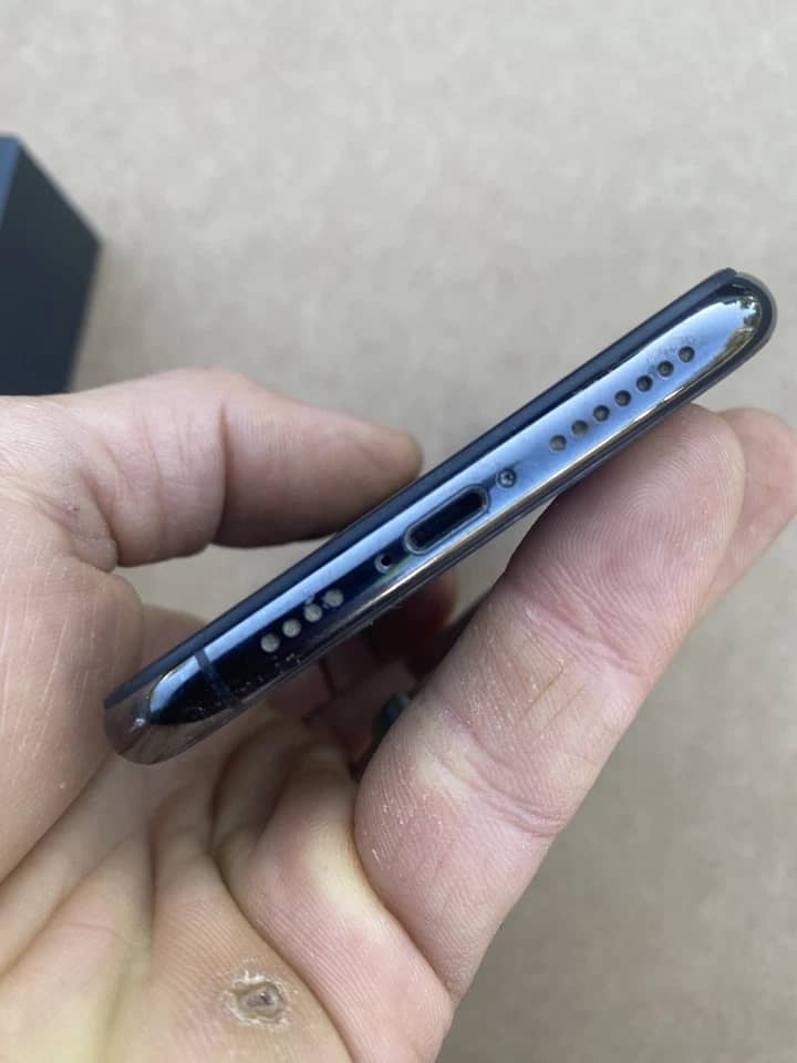 Apple iPhone 11 Pro Max Cell Phones