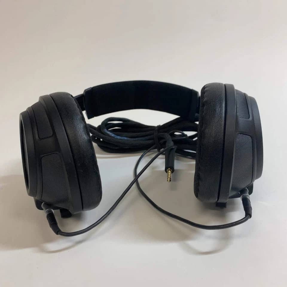 Sennheiser HD 820 Headphones & Earbuds Black New