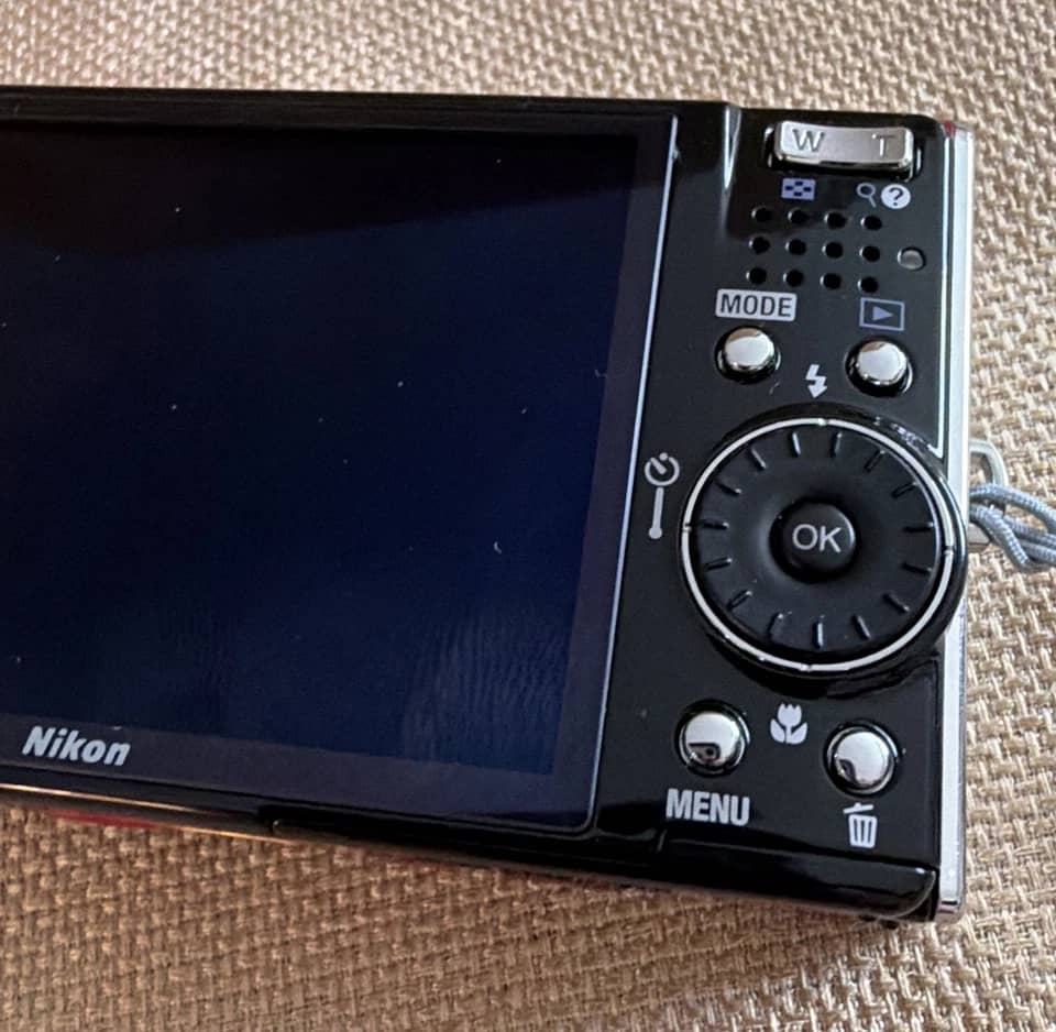 Nikon COOLPIX S51 Digital Cameras Black New Body Only