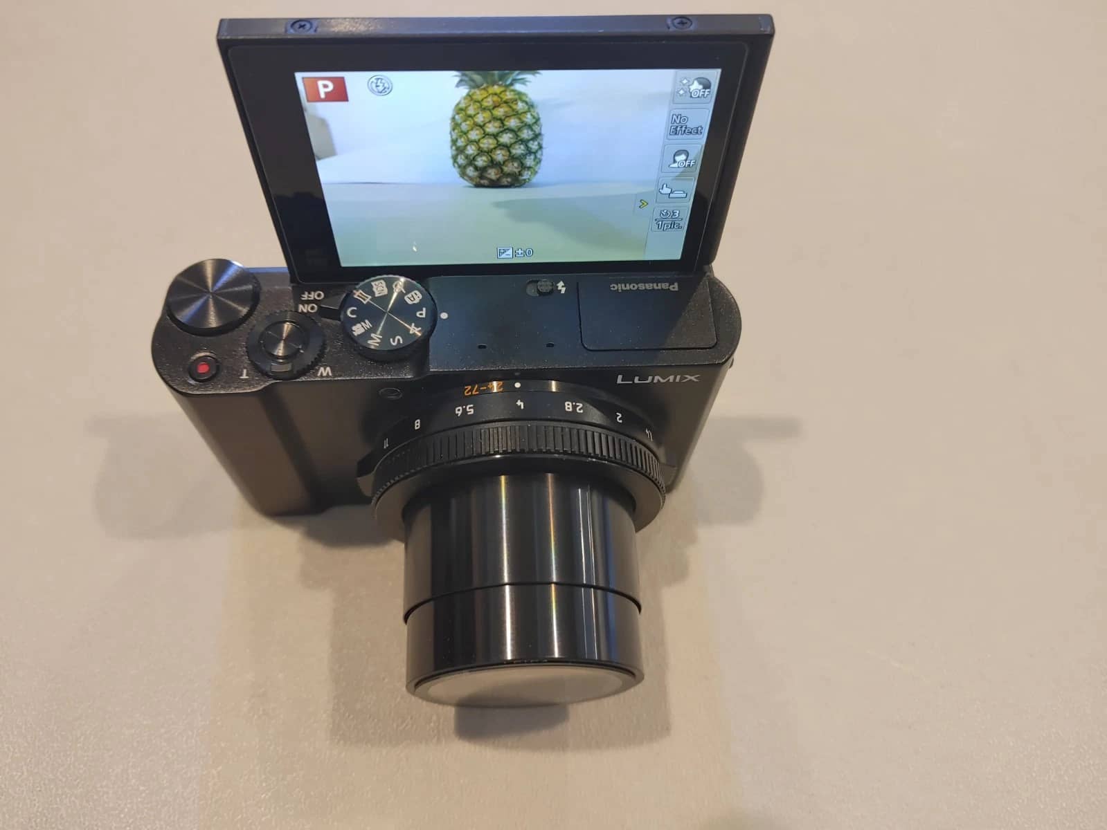 Panasonic LUMIX LX10 Digital Cameras Black New Body Only