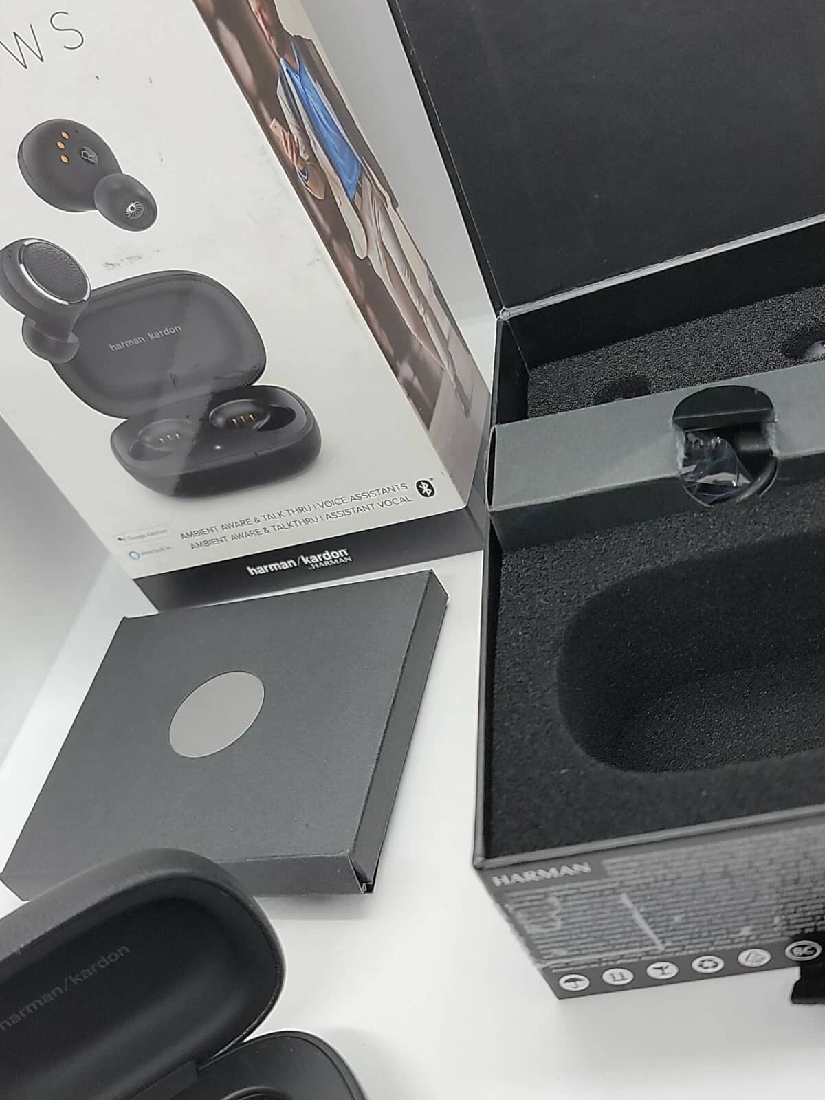 Harman Kardon HKFLYTWSBLKAM Headphones & Earbuds Black New