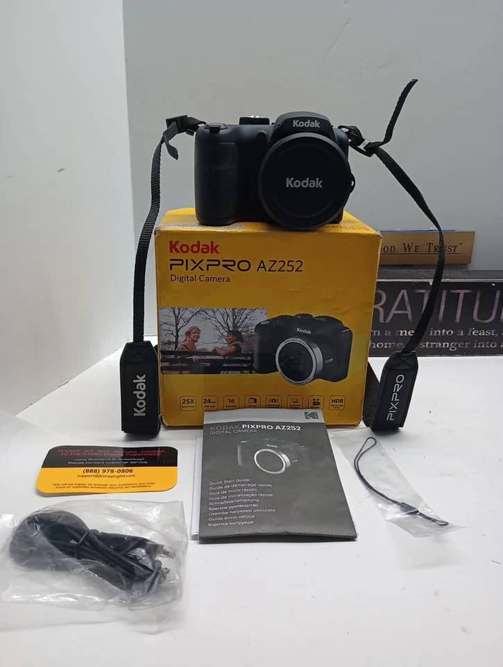 Kodak AZ252 Digital Cameras Black Refurbished - Excellent