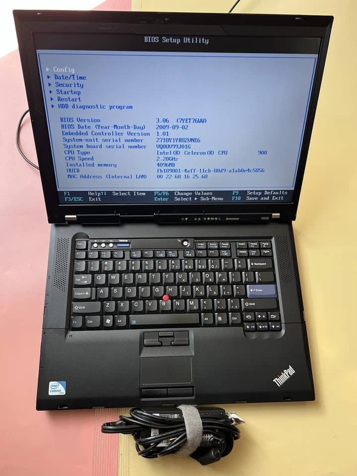 Lenovo ThinkPad R500 Computers