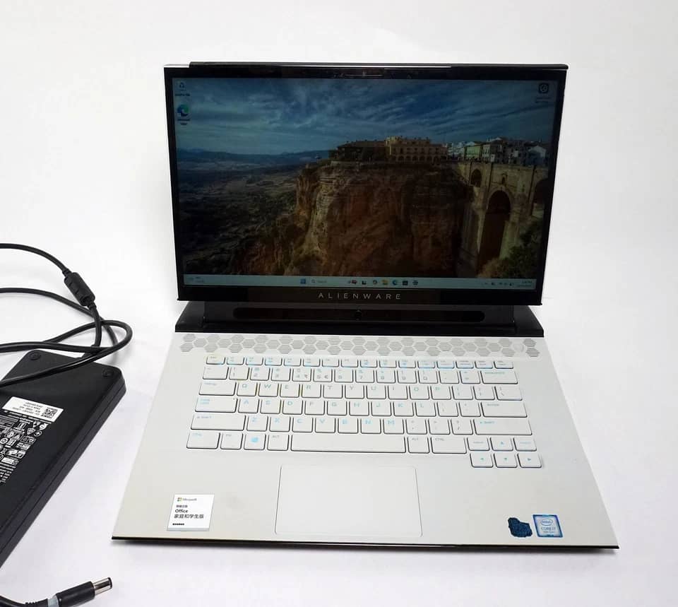 Dell Alienware m15 R2 Computers