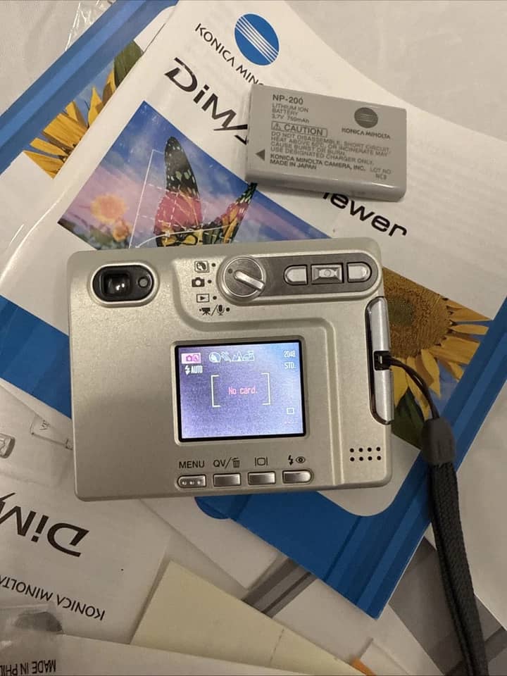 Minolta DiMAGE Xg Digital Cameras