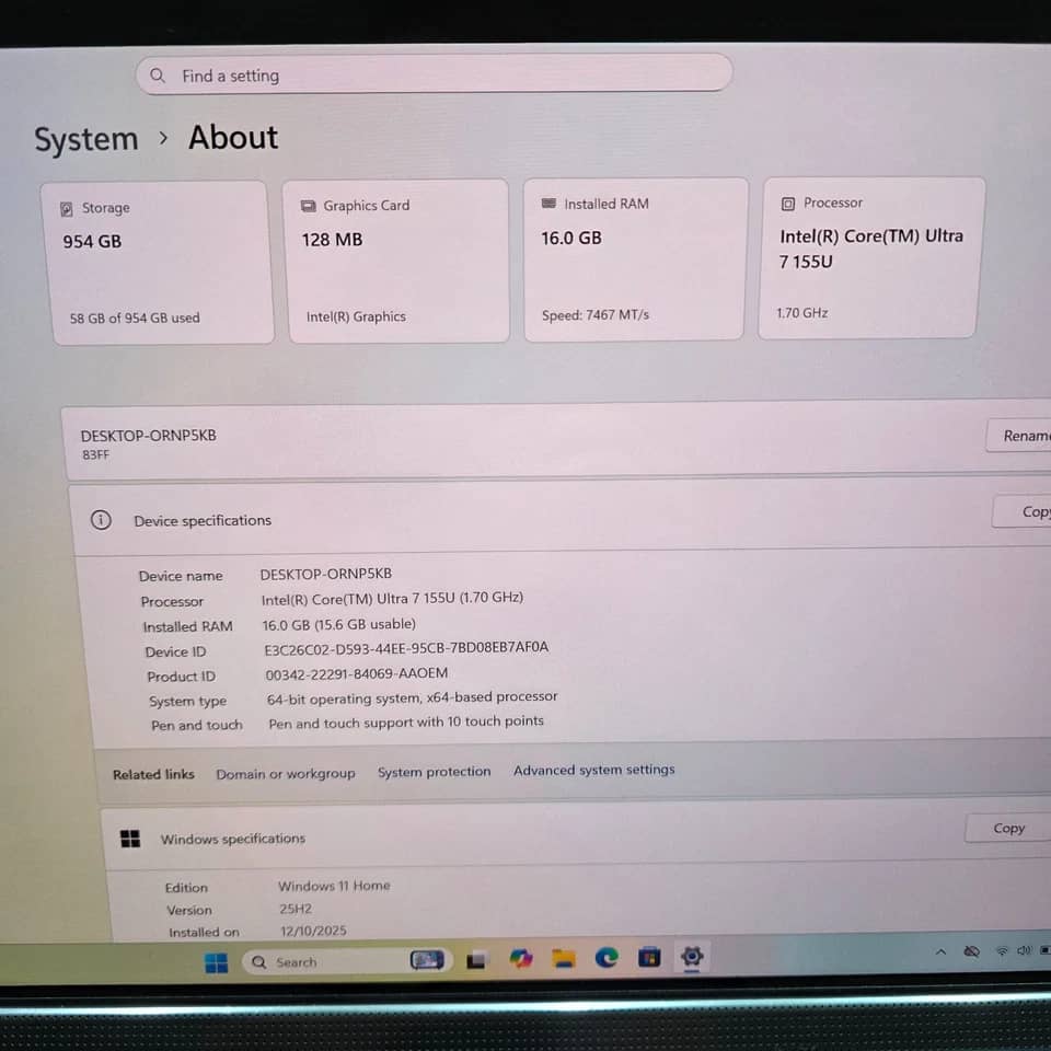 Lenovo Yoga Book 9 13IRU8 Computers