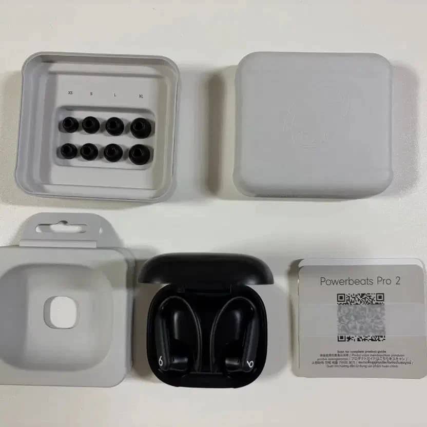 Beats AirPods Pro 2 Headphones & Earbuds 