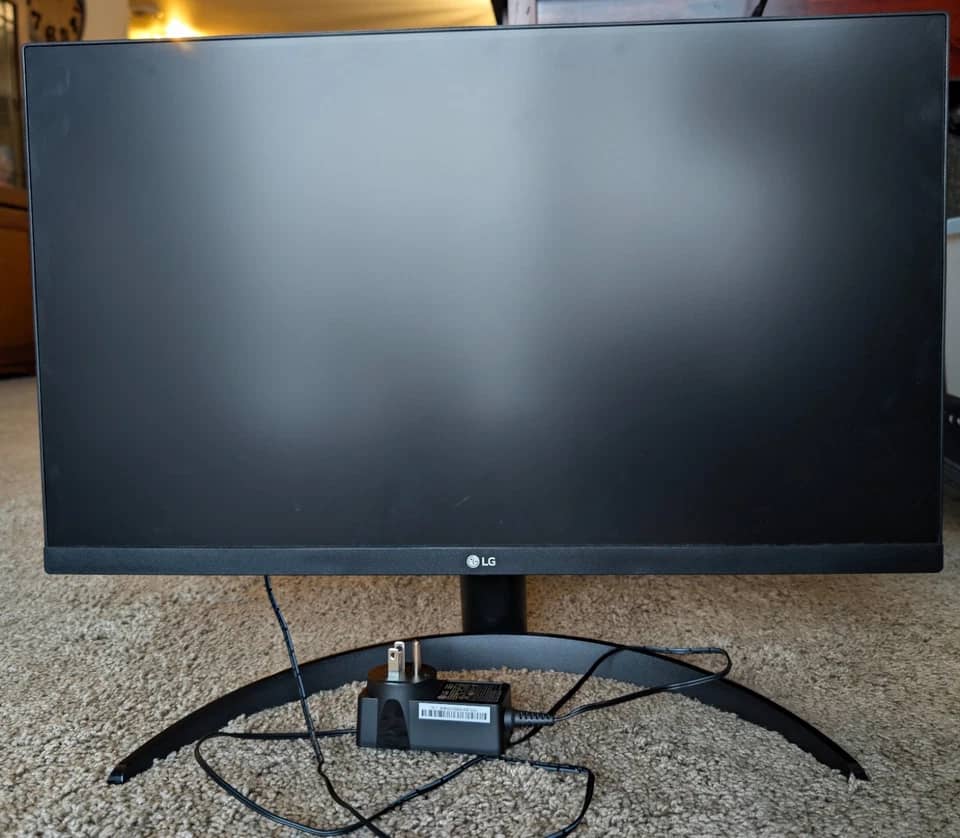 LG 24QP500 Monitors