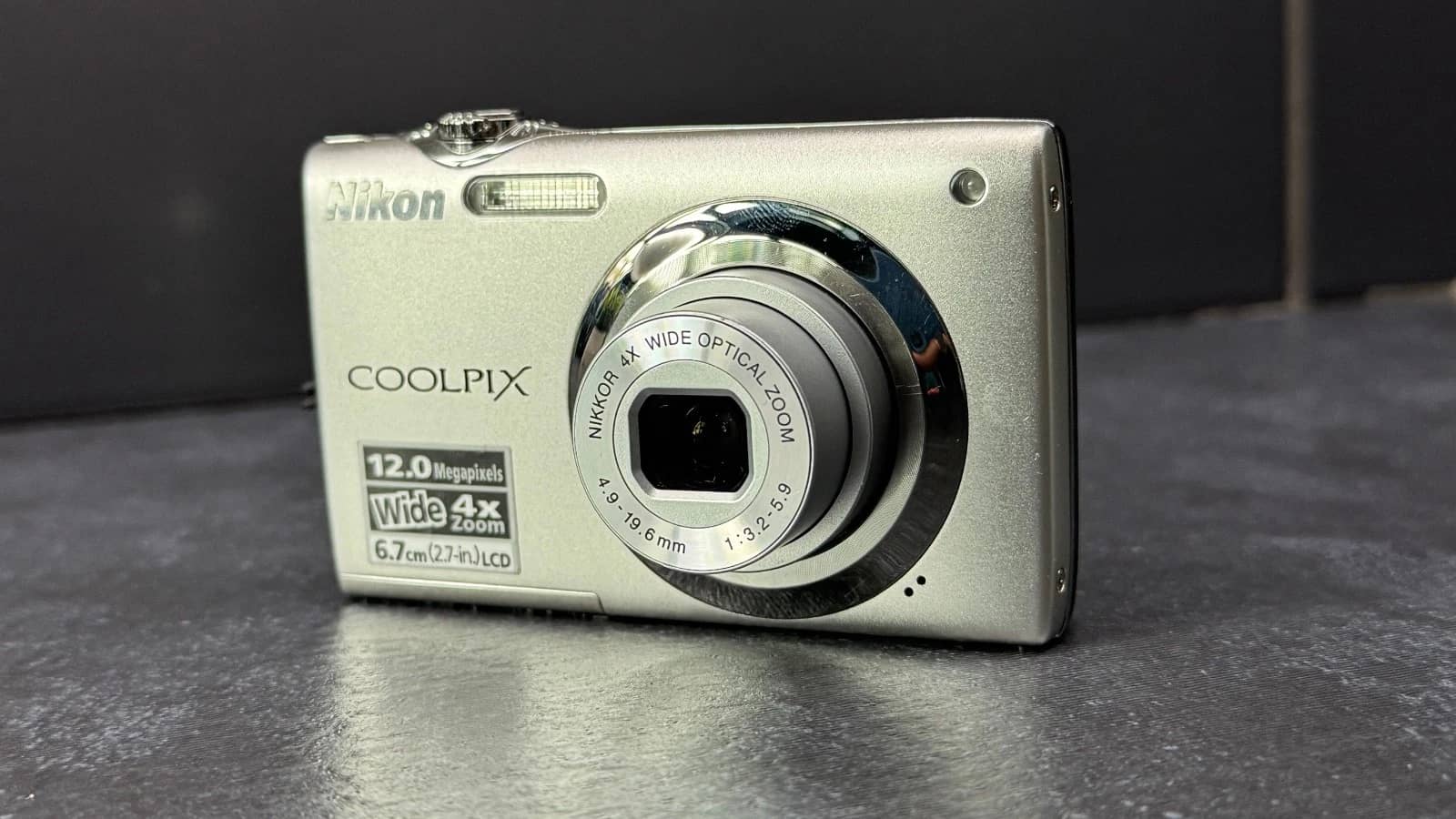 Nikon COOLPIX S3000 Digital Cameras Purple New Body Only