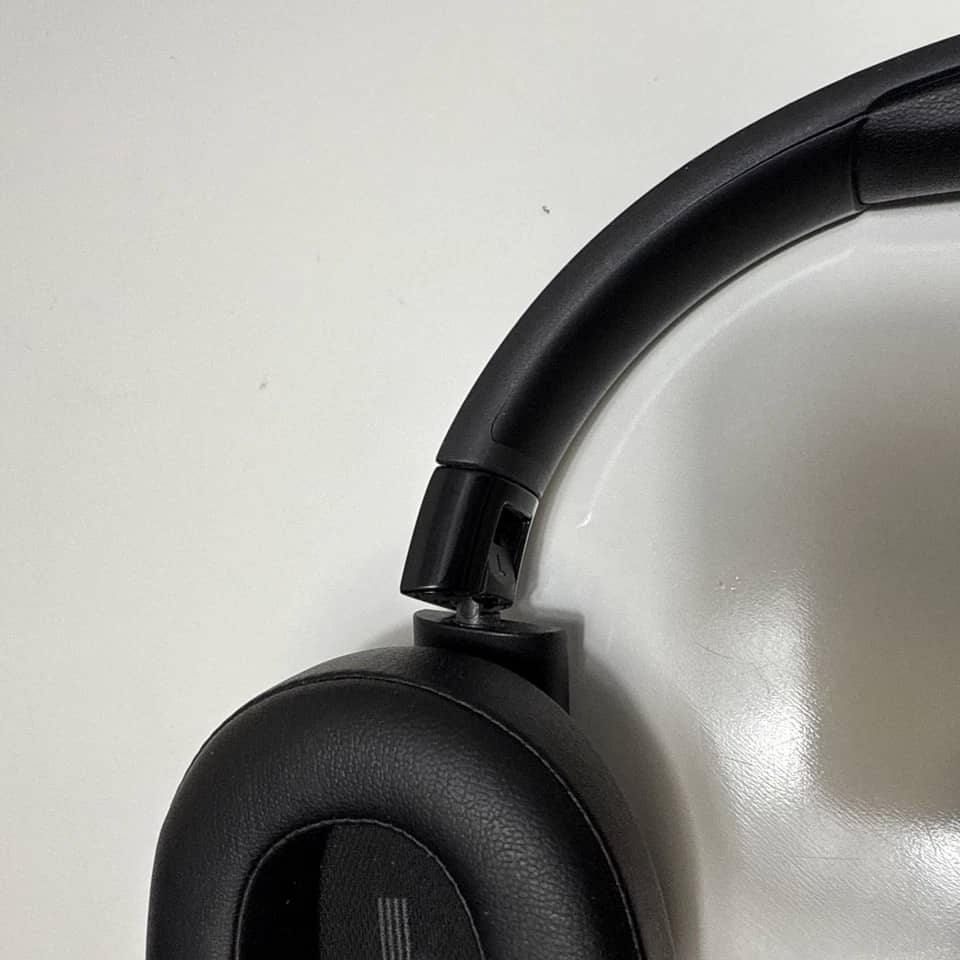 JBL JBLT670NCBLKAM Headphones & Earbuds 