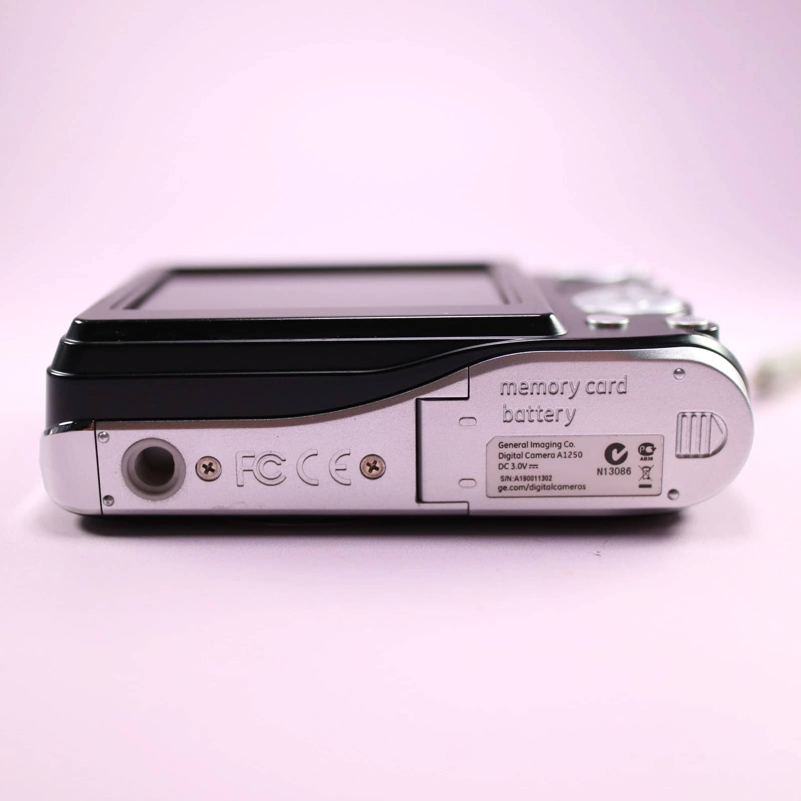 GE A1250 Digital Cameras Silver Used - Good Body Only