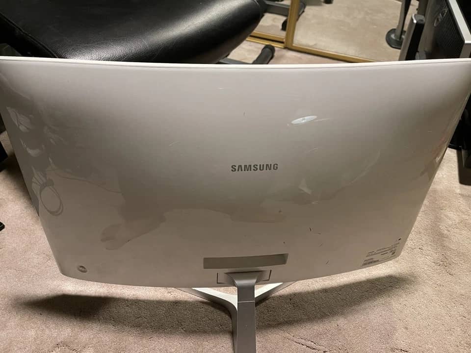 Samsung C32F397FWN Monitors