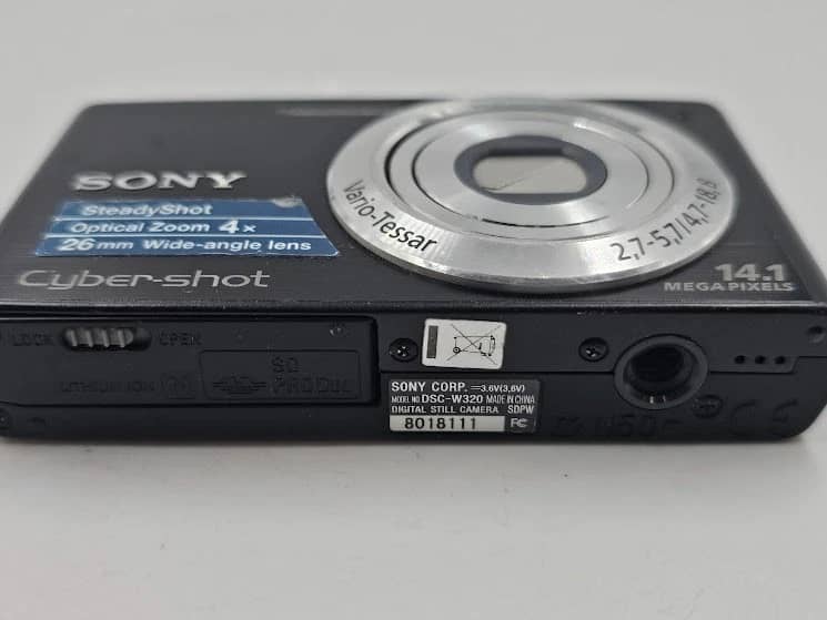Sony Cyber-shot DSC-W320 Digital Cameras Green New Body Only