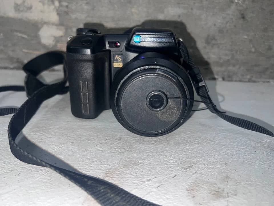 Minolta DiMAGE A2 Digital Cameras