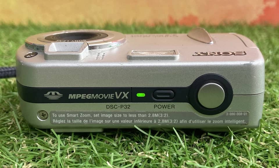 Sony DSCP32 Digital Cameras Silver New Body Only