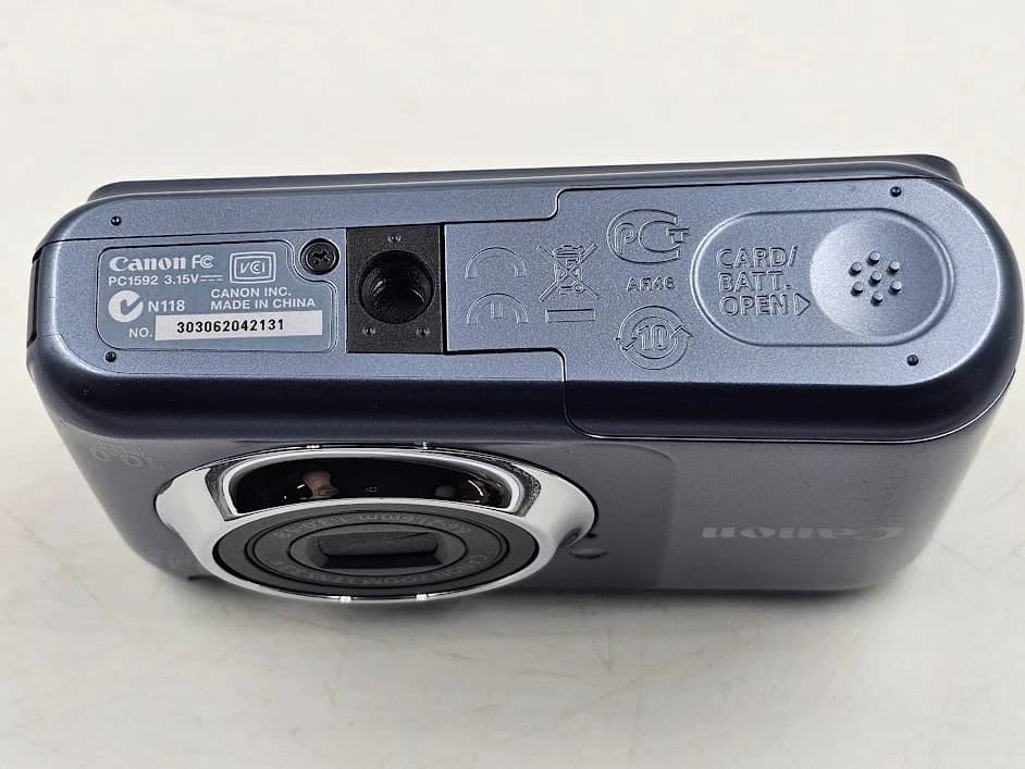 Canon PowerShot A800 Digital Cameras Blue Used - Good Body Only