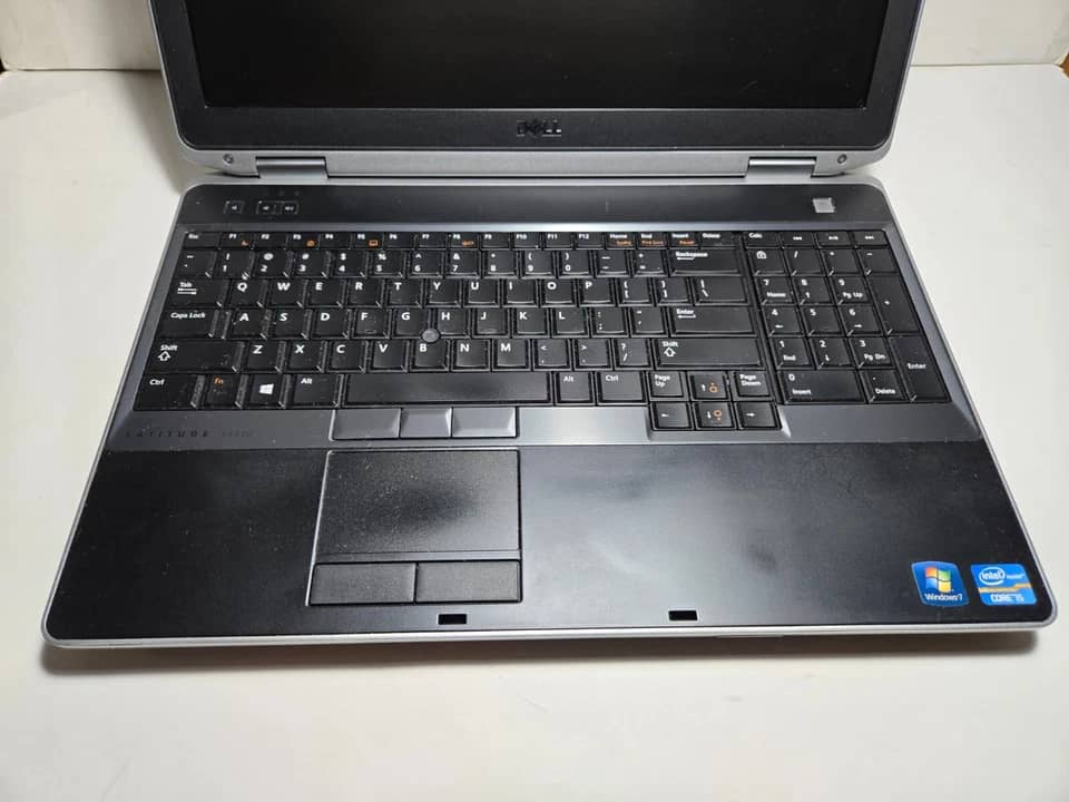 Dell Latitude 6530 Computers