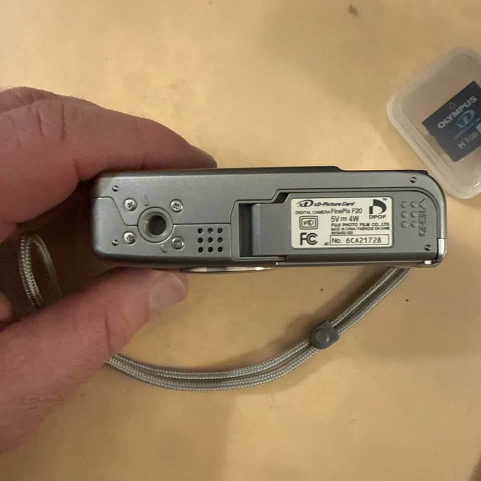 Fujifilm f20 Digital Cameras Silver New Body Only
