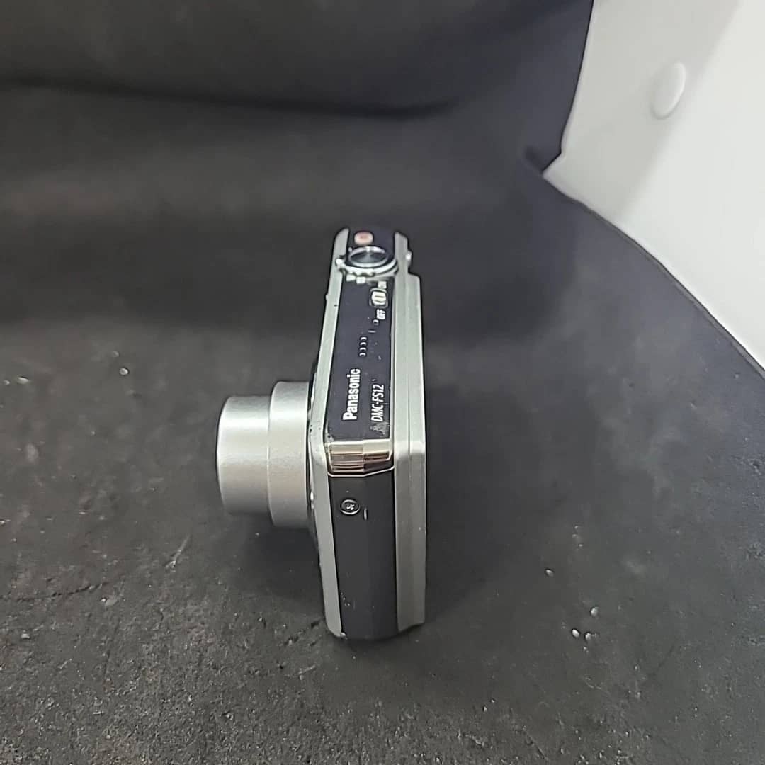 Panasonic LUMIX FS12 Digital Cameras Black New Body Only