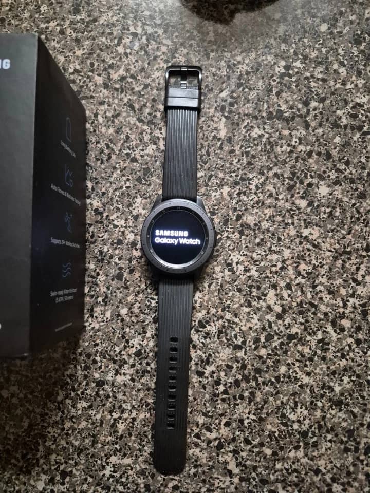 Samsung Samsung Galaxy SM-R810 Smartwatches Black 42mm New