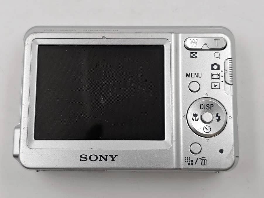 Sony Cyber-shot DSC-S930 Digital Cameras Silver New Body Only
