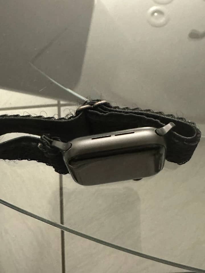 Apple Apple Watch SE (2nd Gen) Smartwatches