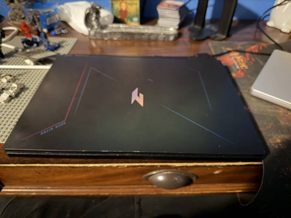Acer Nitro 16 Computers
