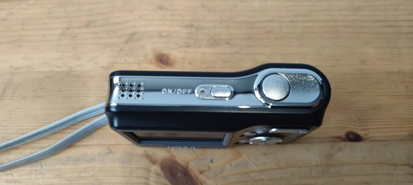 Nikon COOLPIX L3 Digital Cameras Silver New Body Only