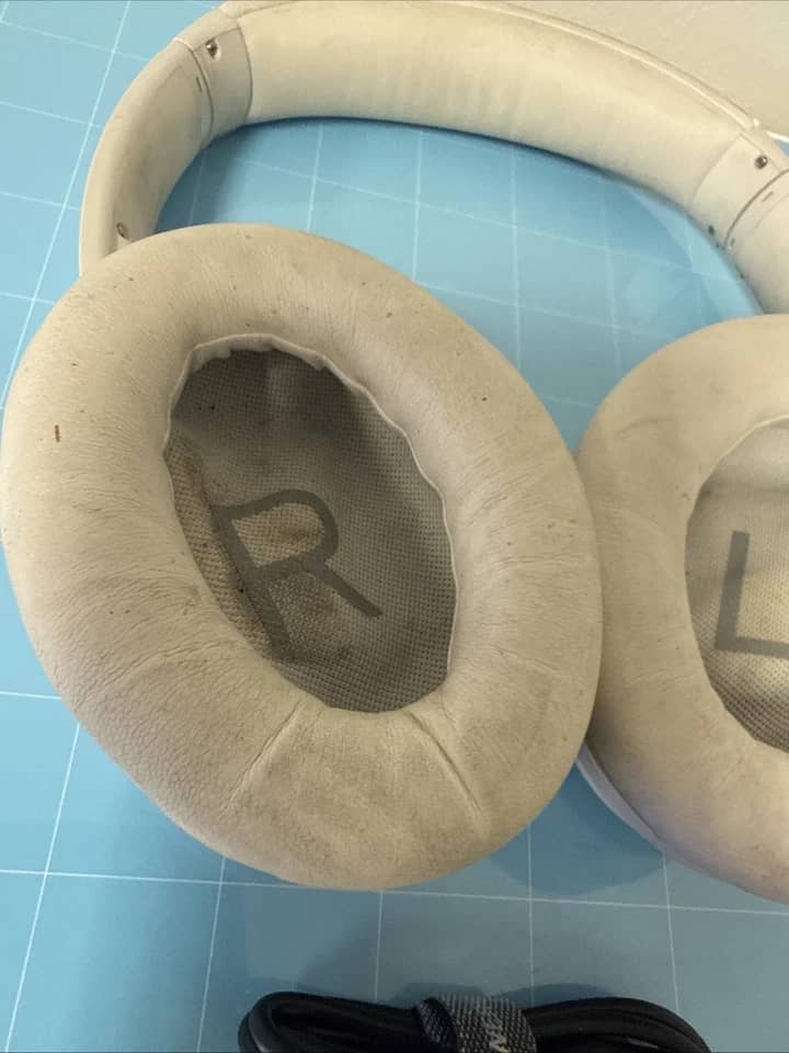 Bose QuietComfort 45 Headphones & Earbuds 