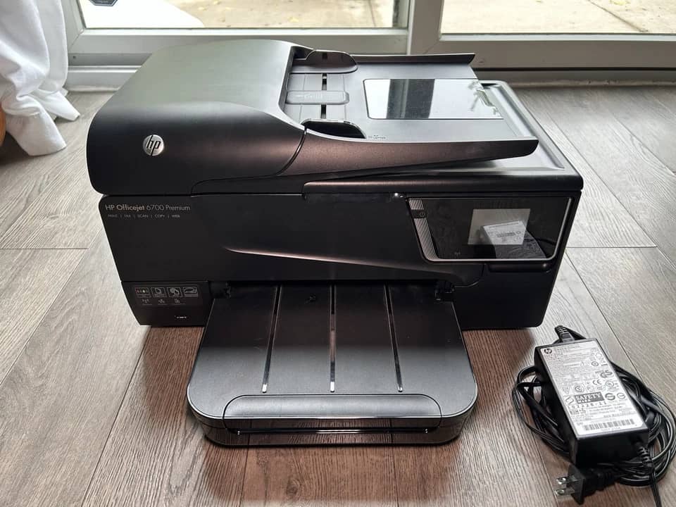 HP Officejet 6700 Premium Printers For parts or not working