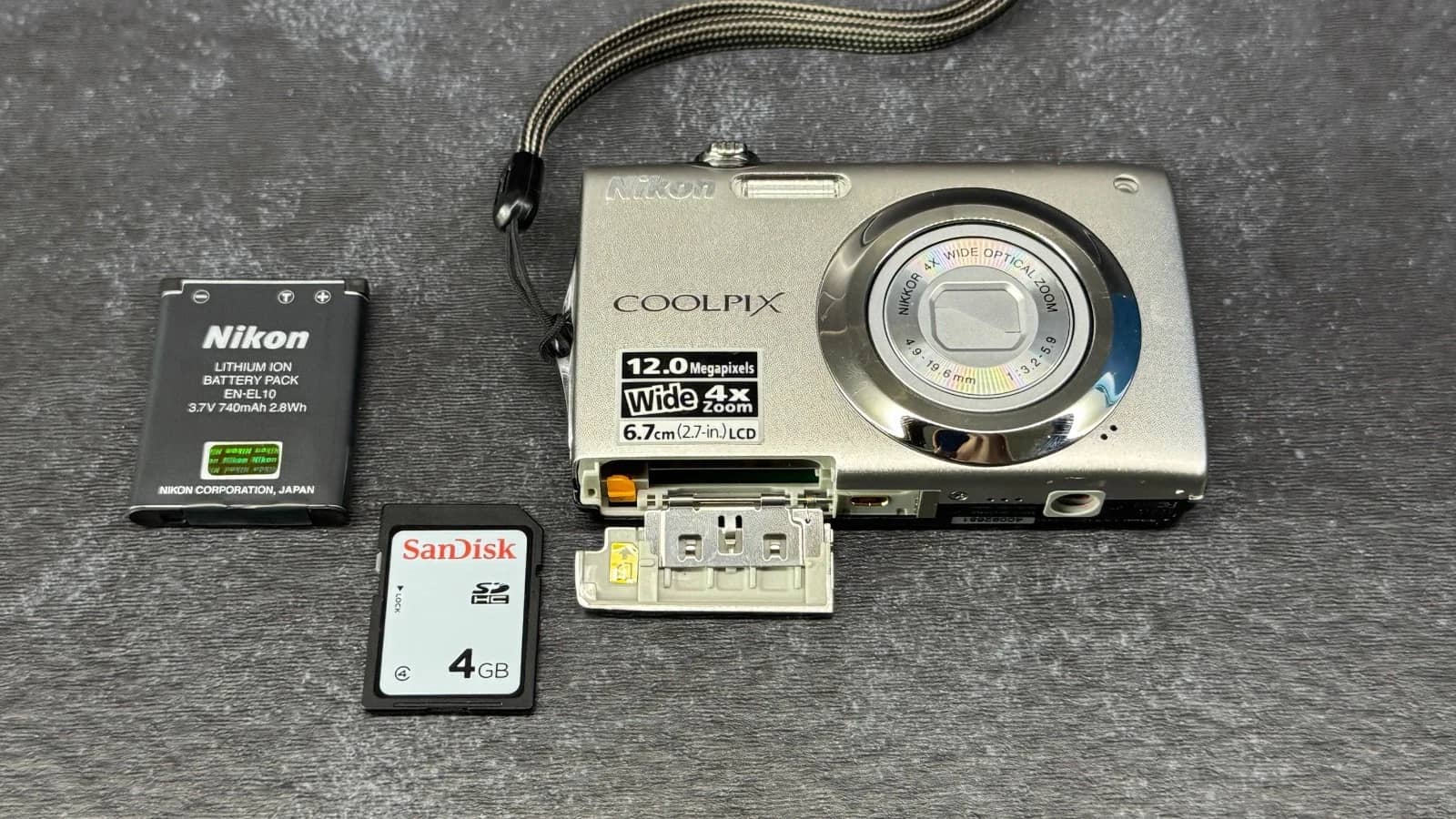 Nikon COOLPIX S3000 Digital Cameras Purple New Body Only