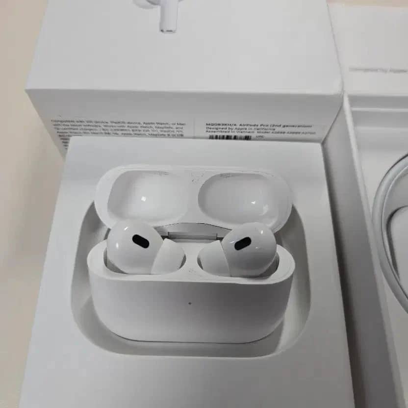 Apple AirPods Pro 2 Headphones & Earbuds 