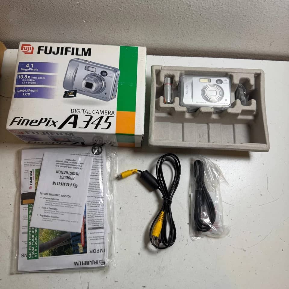 Fujifilm FinePix A345 Digital Cameras Silver Used - Good Body Only