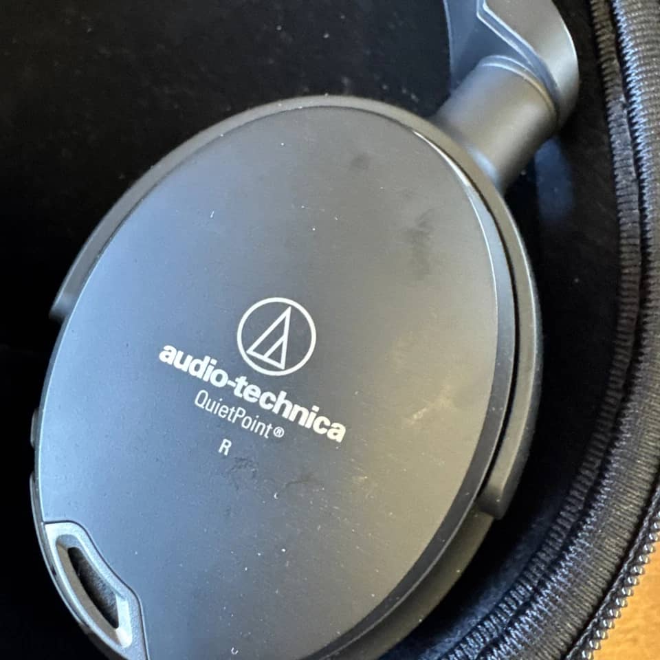 Audio-Technica ATH-ANC9 Headphones & Earbuds Black New