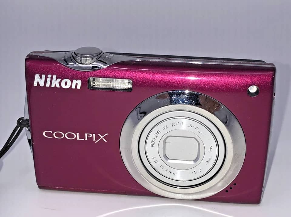 Nikon COOLPIX S4000 Digital Cameras Black New Body Only
