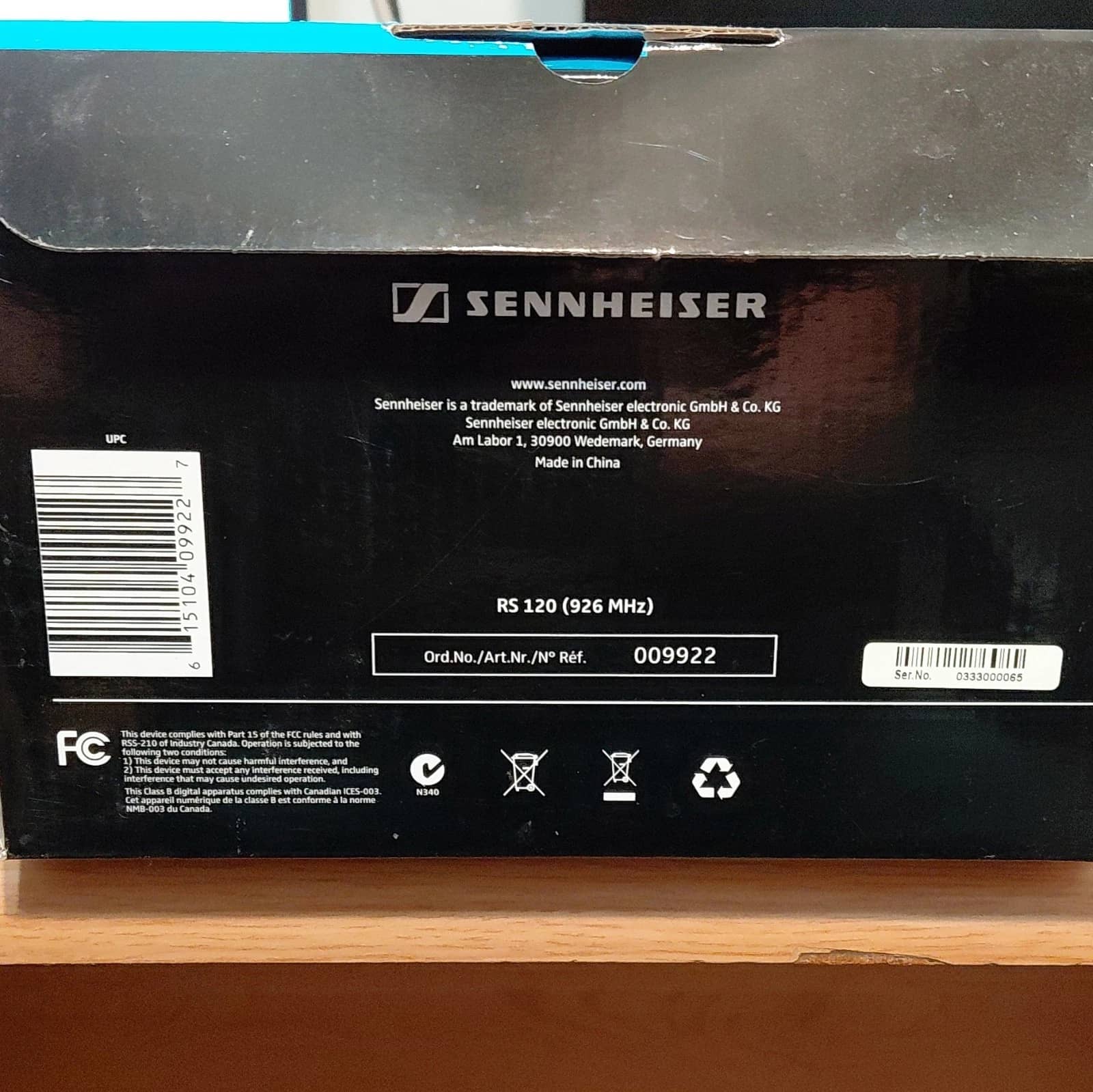 Sennheiser RS 120 Headphones & Earbuds Black Open-Box Excellent