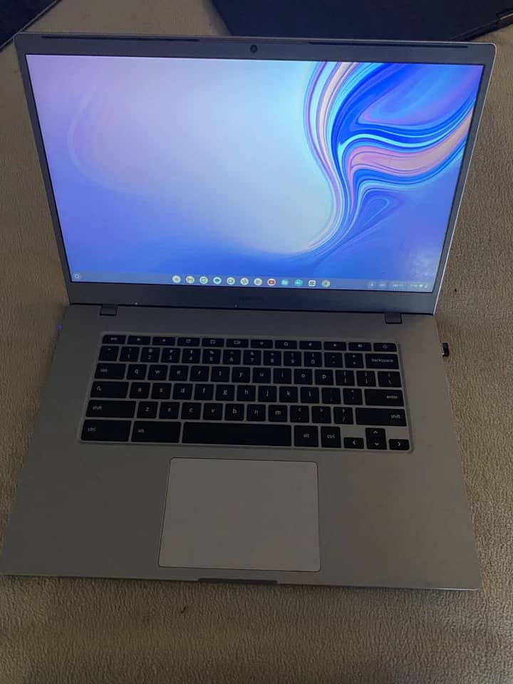 Samsung Galaxy Chromebook Computers