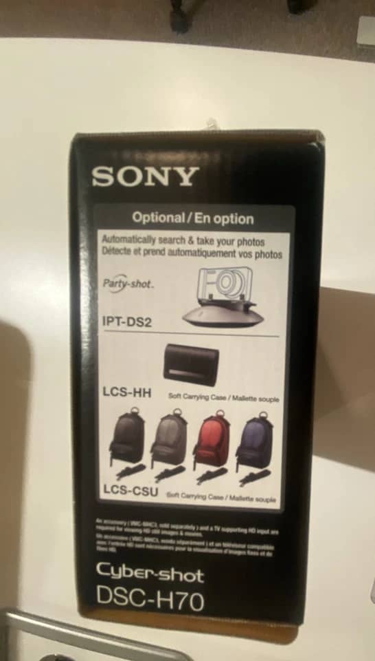 Sony Cyber-shot DSC-H70 Digital Cameras Black For parts or not working Body Only