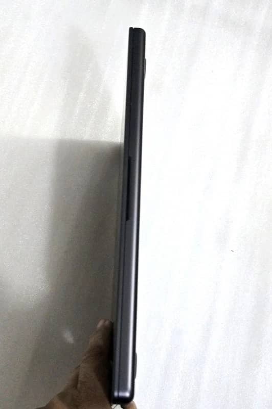 Apple MacBook Pro 15.4-inch Mid 2017 Computers 256GB 16GB Refurbished - Excellent