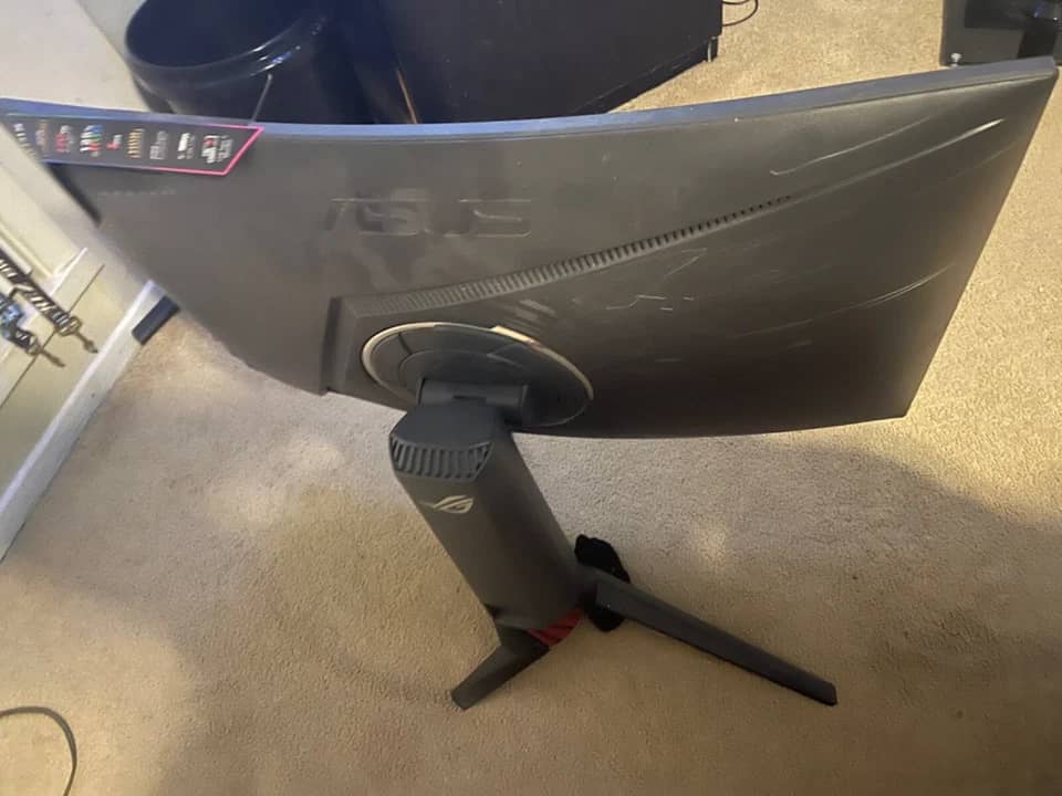 ASUS XG32VQ Monitors