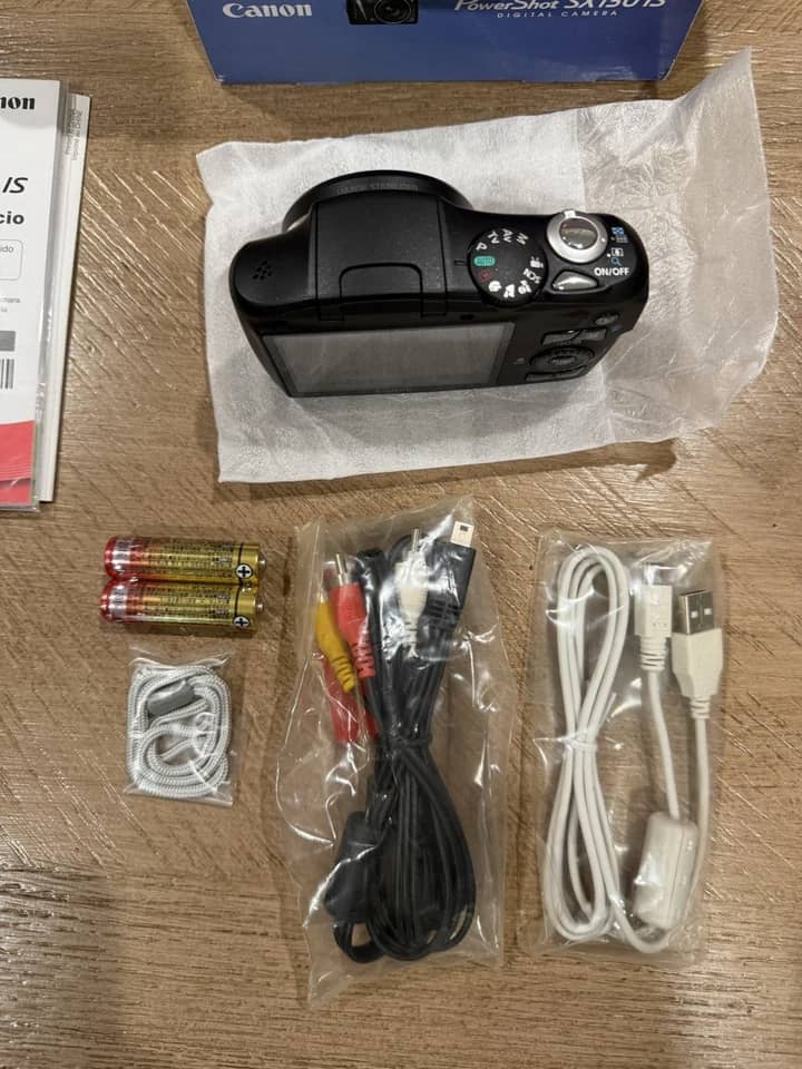 Canon PowerShot Sx130 IS Digital Cameras Black Refurbished - Excellent Body Only