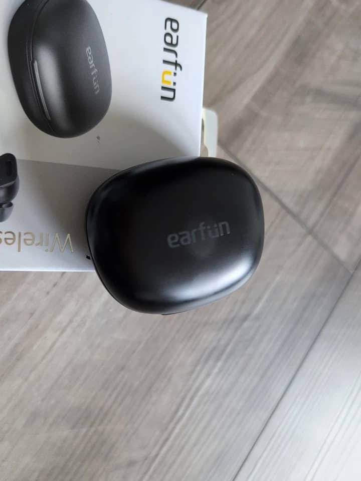 EarFun Air Pro Headphones & Earbuds White New
