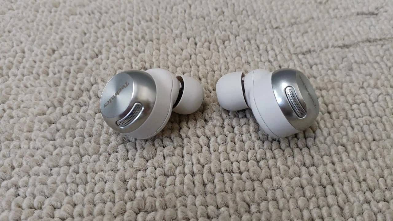 Technics EAH-AZ100-S Headphones & Earbuds Silver New