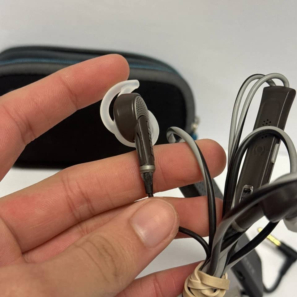 Bose QuietComfort 20 Headphones & Earbuds 