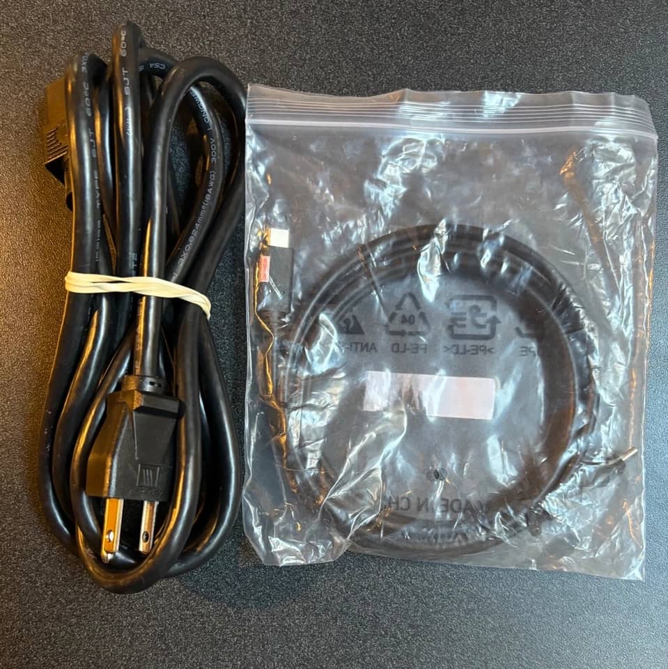 LG 24MD4KL Monitors