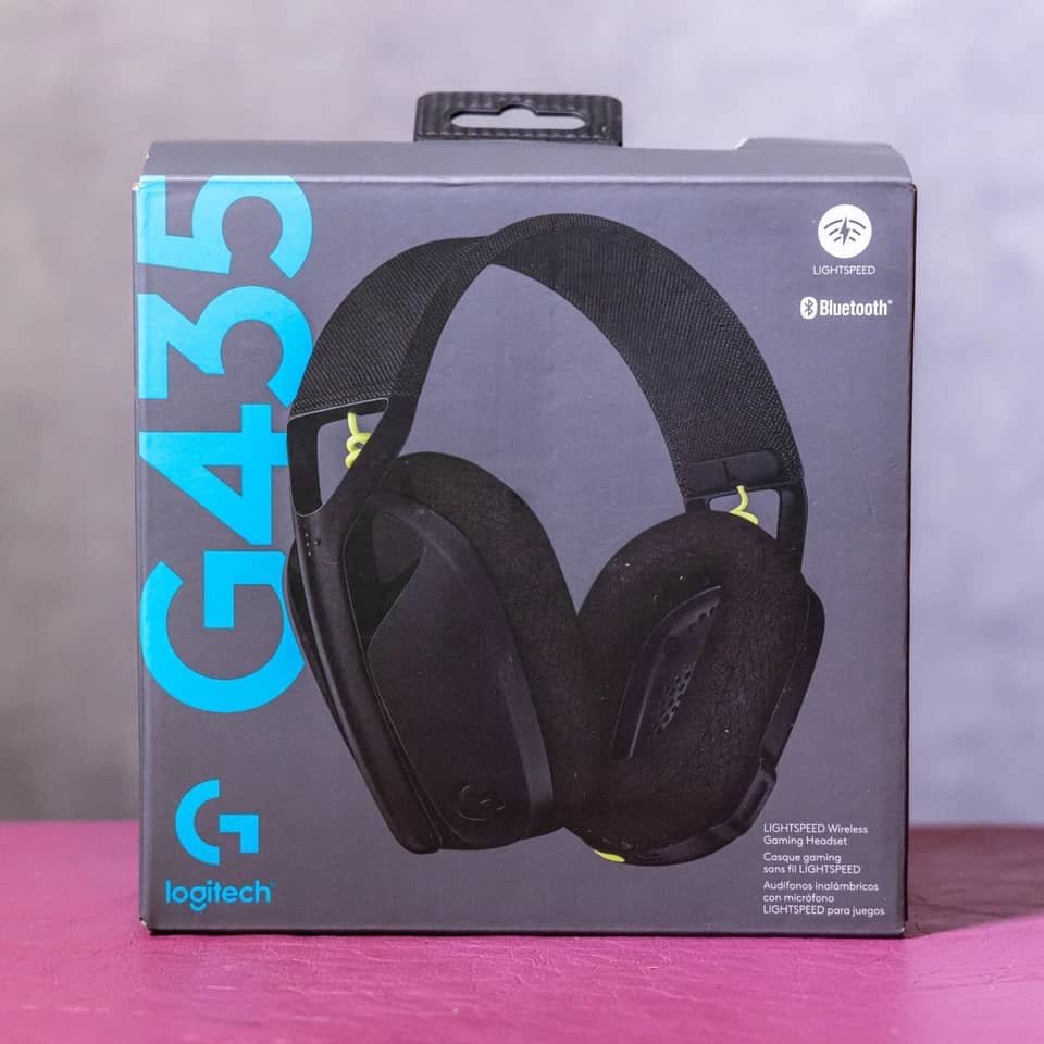 Logitech G435 Headphones & Earbuds 